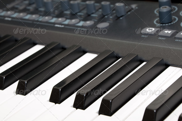 black & white piano keys