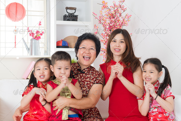 Happy chinese new year. Happy Asian family reunion at home.