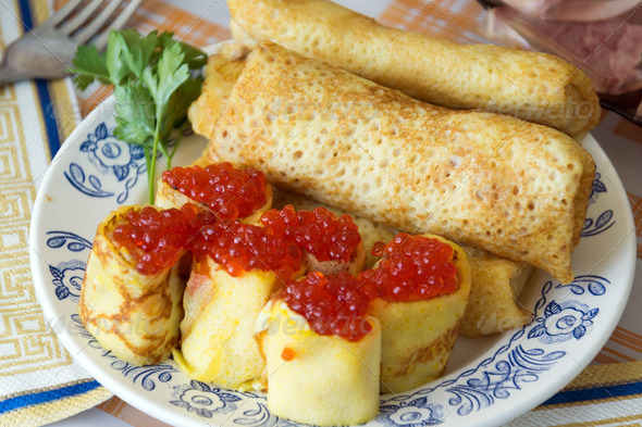 The national Russian meal – pancakes with red caviar